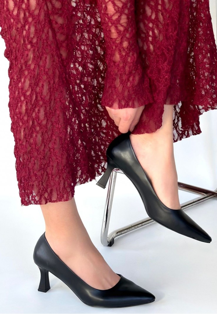 Mırta Siyah Cilt Topuklu Ayakkabı