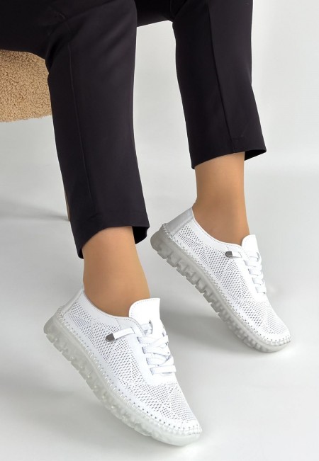 Merja Beyaz Deri Bağcıklı Spor Ayakkabı