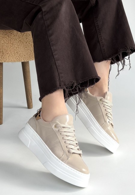 Jetan Bej Rugan Bağcıklı Spor Ayakkabı Jetan Bej Rugan Bağcıklı Spor Ayakkabı