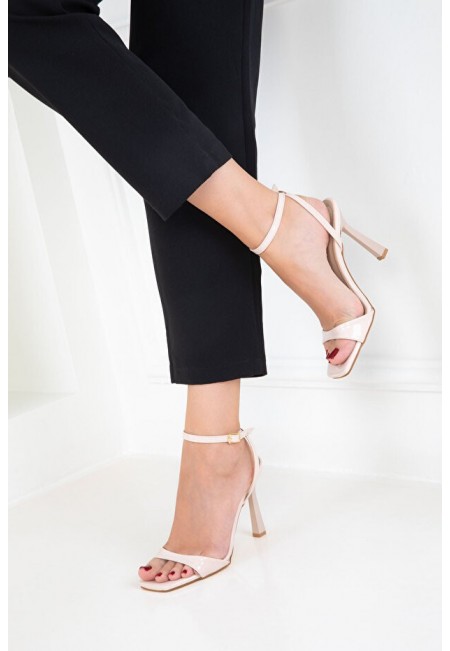 Jowin Bej Rugan Topuklu Bilekten Kemerli Ayakkabı Jowin Bej Rugan Topuklu Bilekten Kemerli Ayakkabı